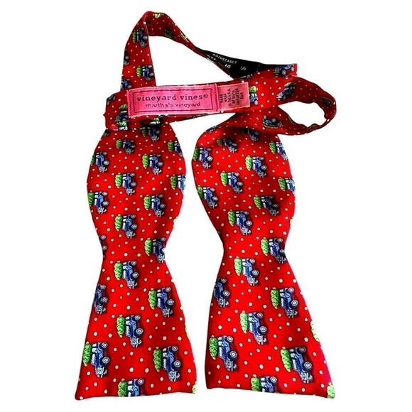 Vineyard Vines Kids' Silk Bow Tie - Red Tractor Fun - Picture 1 of 16